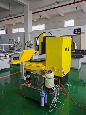 Металлические отверстия для сверления CNC-машинные инструменты для требований клиентов