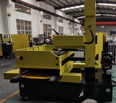 Продвинутая CNC-молибденовая электрическая выпускная машина с электрическим разрядом S800 для обработки металлов