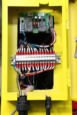 Z Axis Servo Motor Spark Erosion Die Sinker Machine EDM450 с прогнозируемым сроком поставки