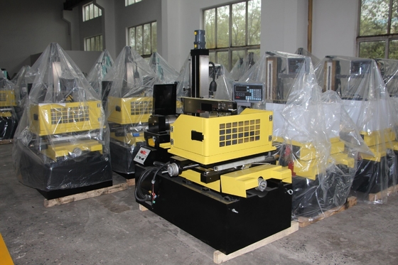 CNC Die Sinker EDM450h с функцией зеркальной поверхности