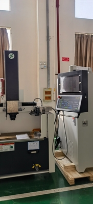 Озерный эффект EDM450H CNC электрическая разрядка для точных обработок