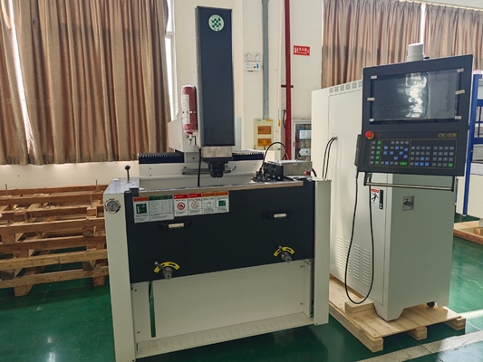 Машины для нанесения шлифовального потока с помощью CNC EDM850h с передовыми технологиями