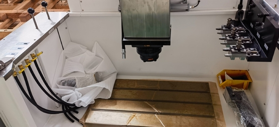 CNC зеркальный гибкий потолок EDM машина RAM тип EDM1260h для высокоточной обработки